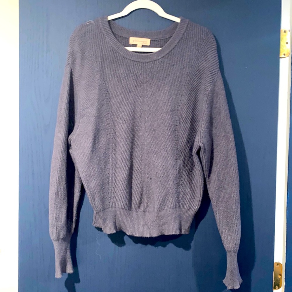 Super comfy and cozy grey sweater!  - 🥂 sale!